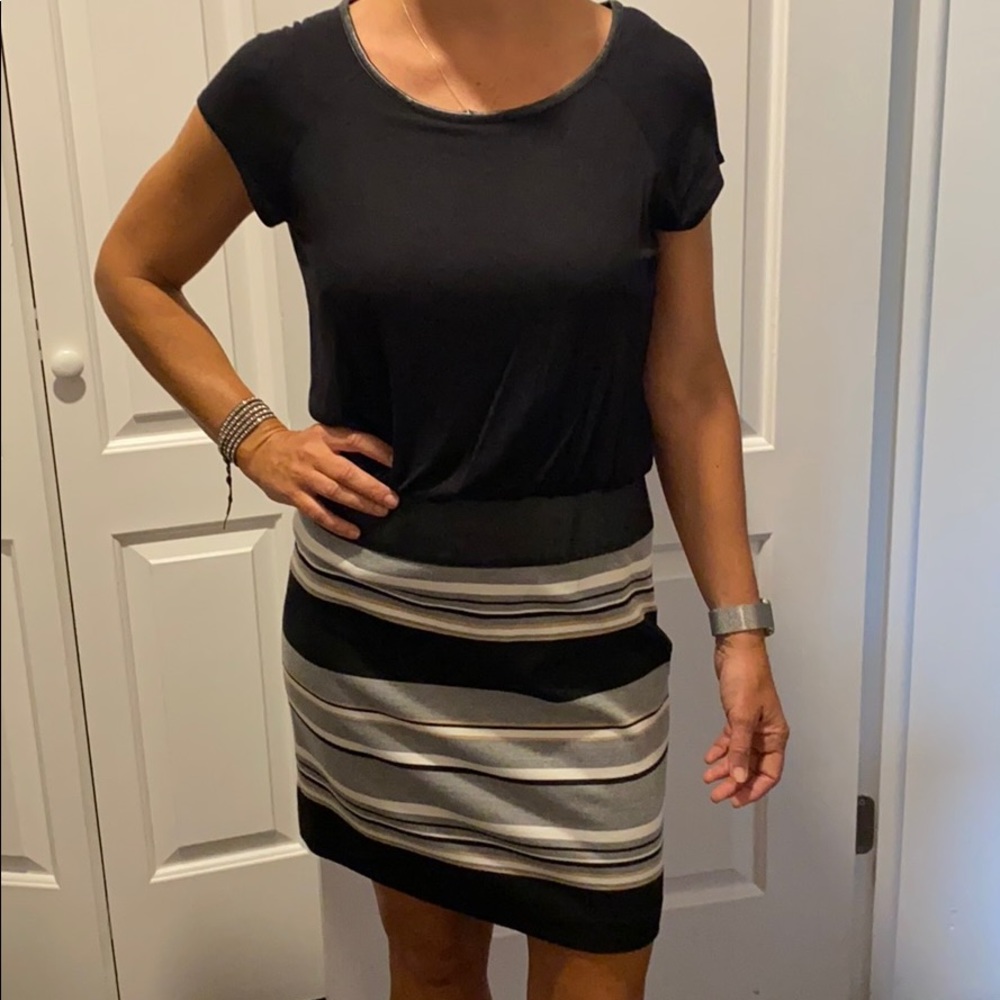 Dress with faux leather collar and belt